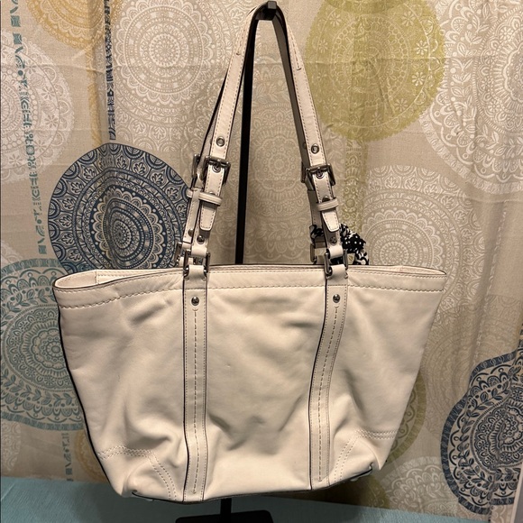 Coach Cream Tote Bag with Silver Accents - Picture 2 of 4